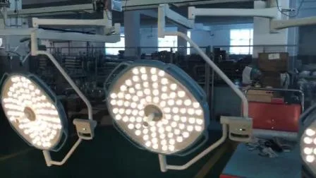 Lumière médicale d'opération de plafond de LED pour la salle d'opération d'hôpital utilisent l'ombre de LED moins de lampe